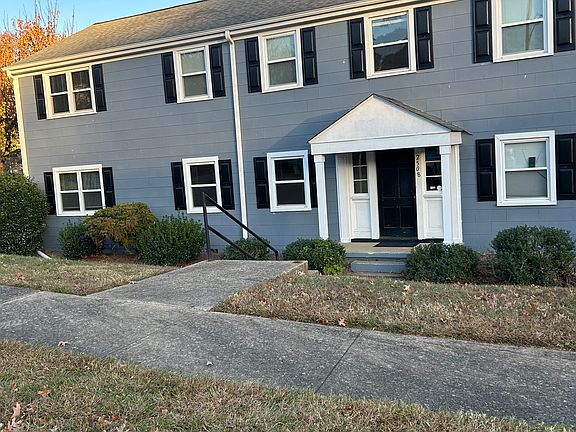 3rd image of 2508 Miller Park Cir