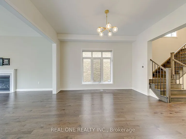 140 Zachary Cres — Photo 7