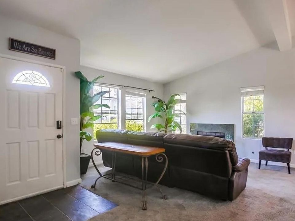 1st image of 50 3rd St #656