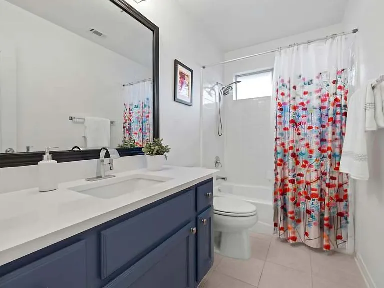 2913 Victoria Cv — Photo 27