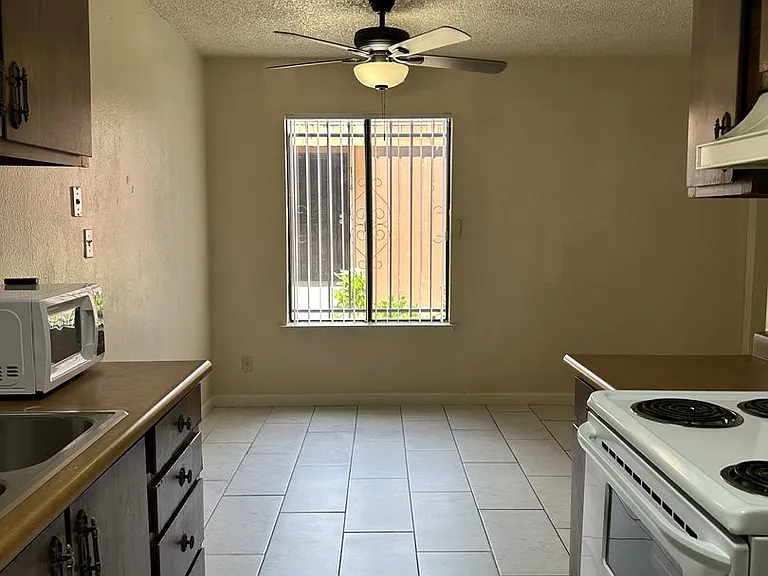5181 E Olive Ave #118 — Photo 5