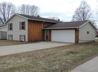 229 6th Ave NW, Byron, MN 55920