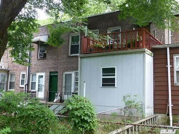 2nd image of 3963 46th St