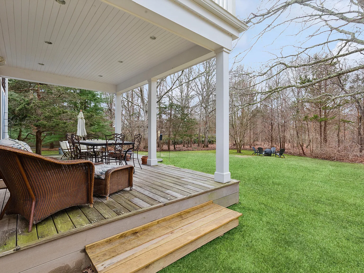 Cul-de-Sac in Sagaponack — Photo 4