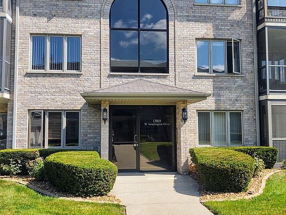 3rd image of 13919 W Leamington Dr Unit 803