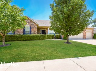 238 Irish Hound Dr, O'Fallon, MO 63368