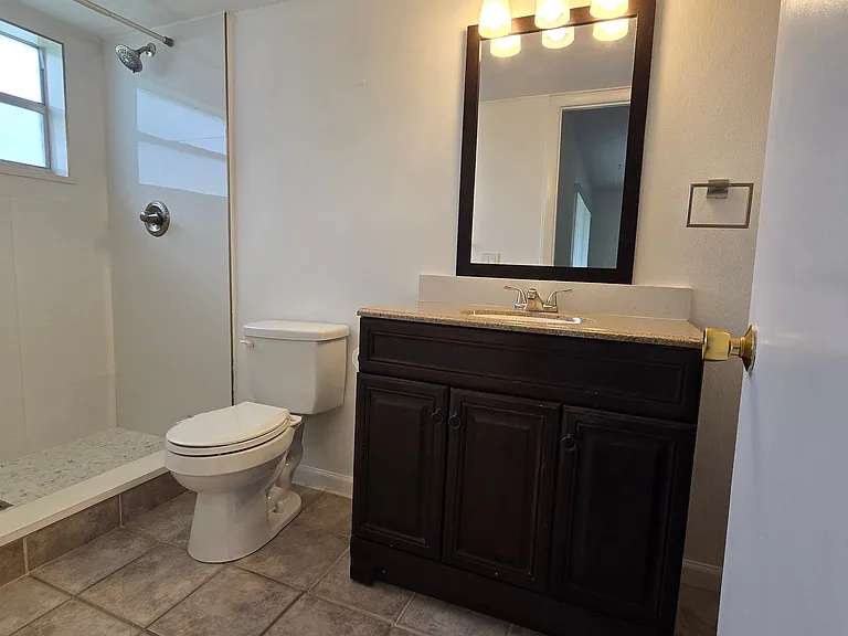 402 Dove Ln #12 — Photo 16