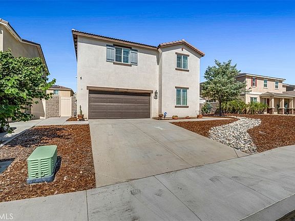 3rd image of 4637 Snap Dragon St