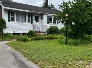 73 Whipple Rd, Billerica, MA 01821