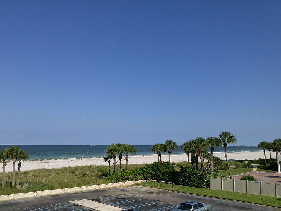 Beautiful Sand Key