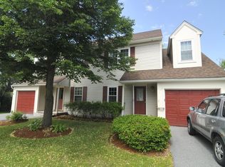 31 Read Rd, Williston, VT 05495