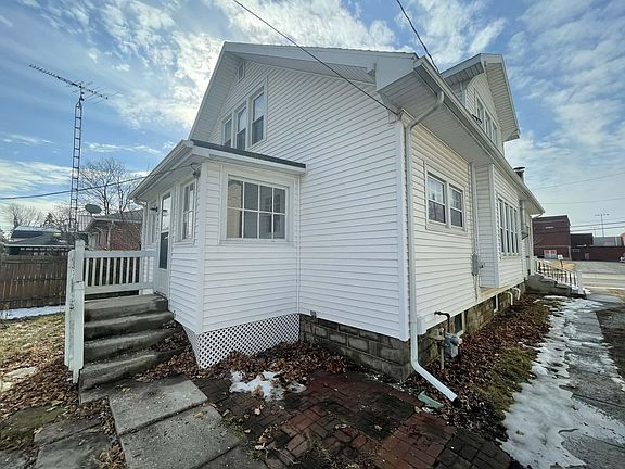4th image of 333 S Main St