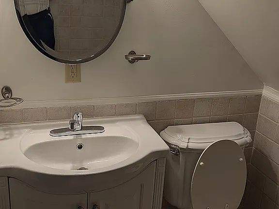 2nd image of 24 Look Rd Unit 2