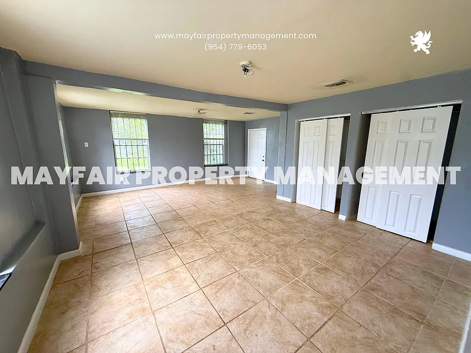 13325 NW 17th Ave