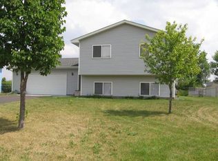 7246 Unity Ave, Centerville, MN 55038