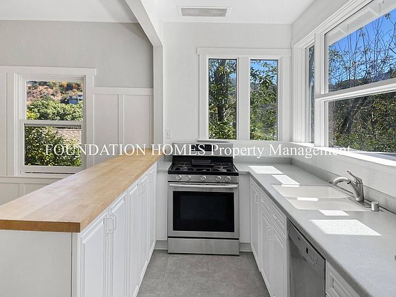 2nd image of 8 West St