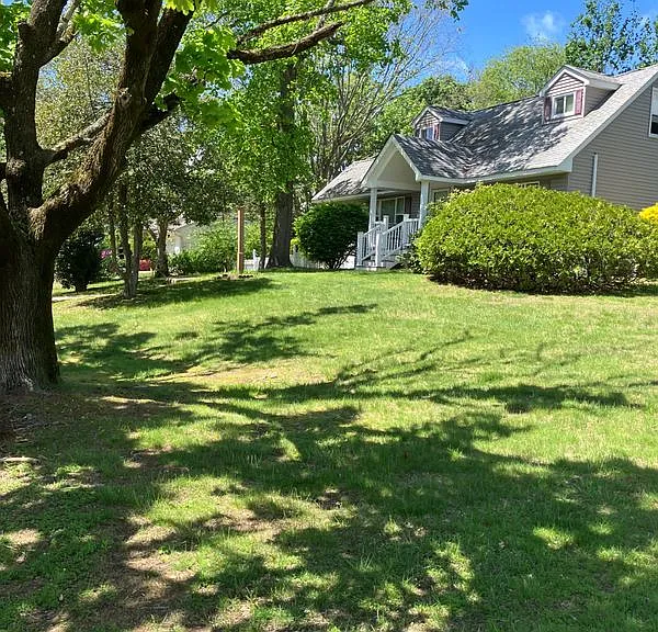 27 Marvin Dr — Photo 5