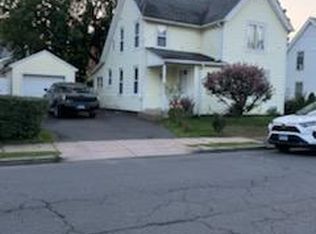 47 S Whitney St, Hartford, CT 06106