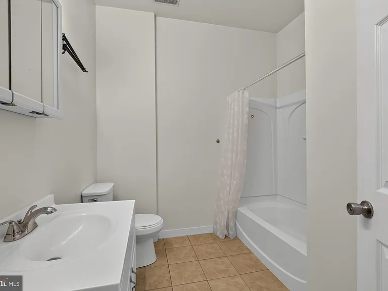 4011 Baring St #9 — Photo 10