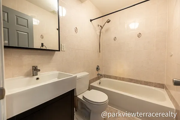 Rented by Sorensens Parkview Terrace Real Estate Inc | media 8