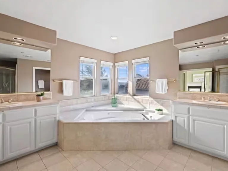 27231 Cortina Way — Photo 29