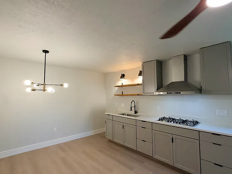 619 Caladium Dr #B — Photo 3