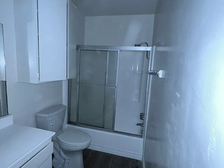 Lennox Lanai Apartments — Photo 46