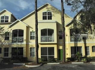 5043 Sunridge Palms Dr, Tampa, FL 33617