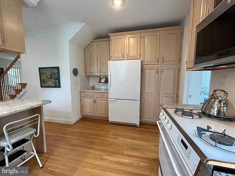 4854 Bayard Blvd — Photo 8