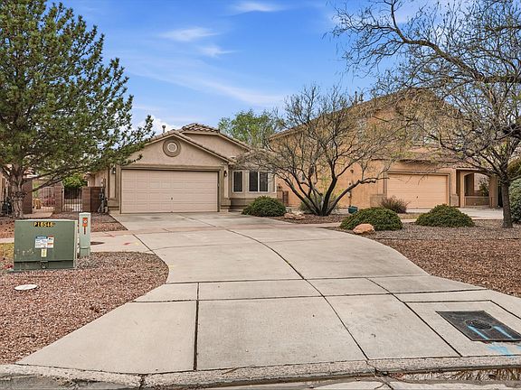 2nd image of 7452 Sidewinder Dr NE