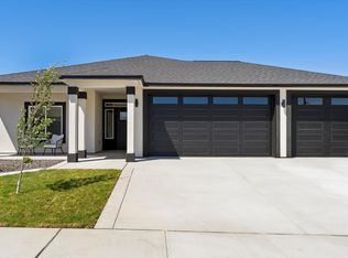 3802 Scout St, Richland, WA 99352