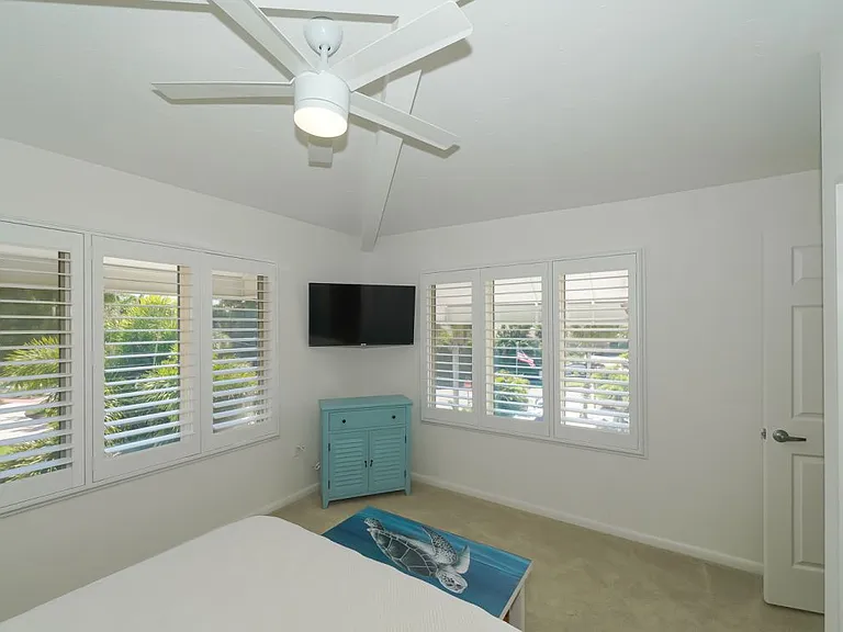 228 Van Buren Dr — Photo 22