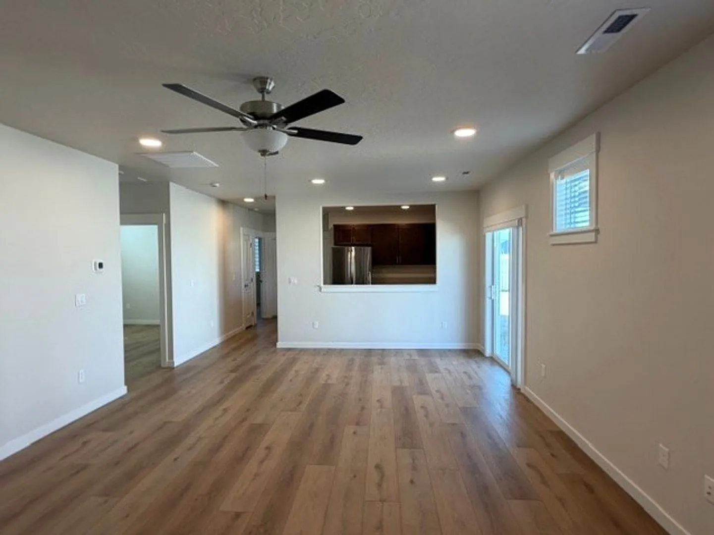 Beautiful newer 3 bed 2 bath home in Caldwell just off Linden Rd and Middleton Rd — Photo 4