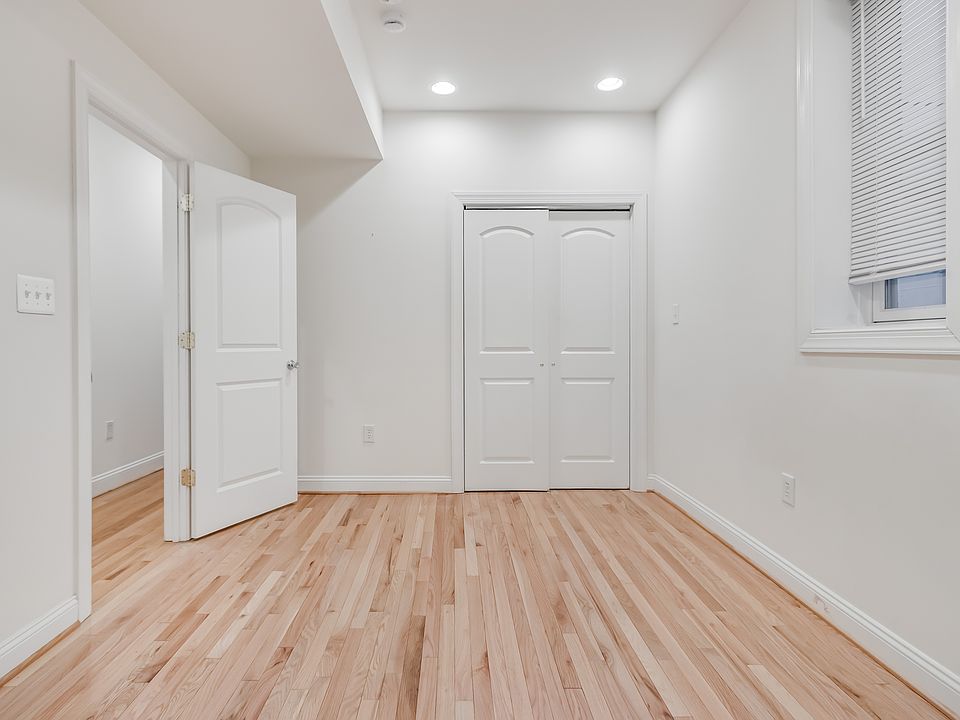 1st image of 2307 18th St NW APT 2