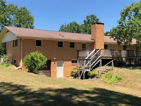 2nd image of 1115 Robin Hood Dr NW