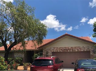 4327 NW 70th Ln, Pompano Beach, FL 33065