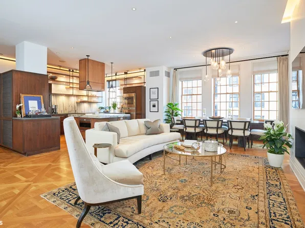 45 East 66th Street image 1 of 14