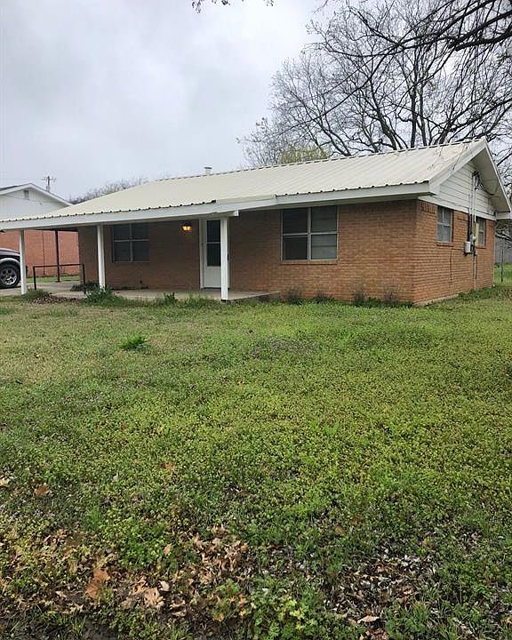 1st image of 702 N Matthews St