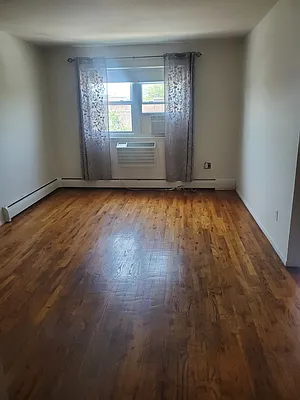 Rented by Liz Realty Group | media 3