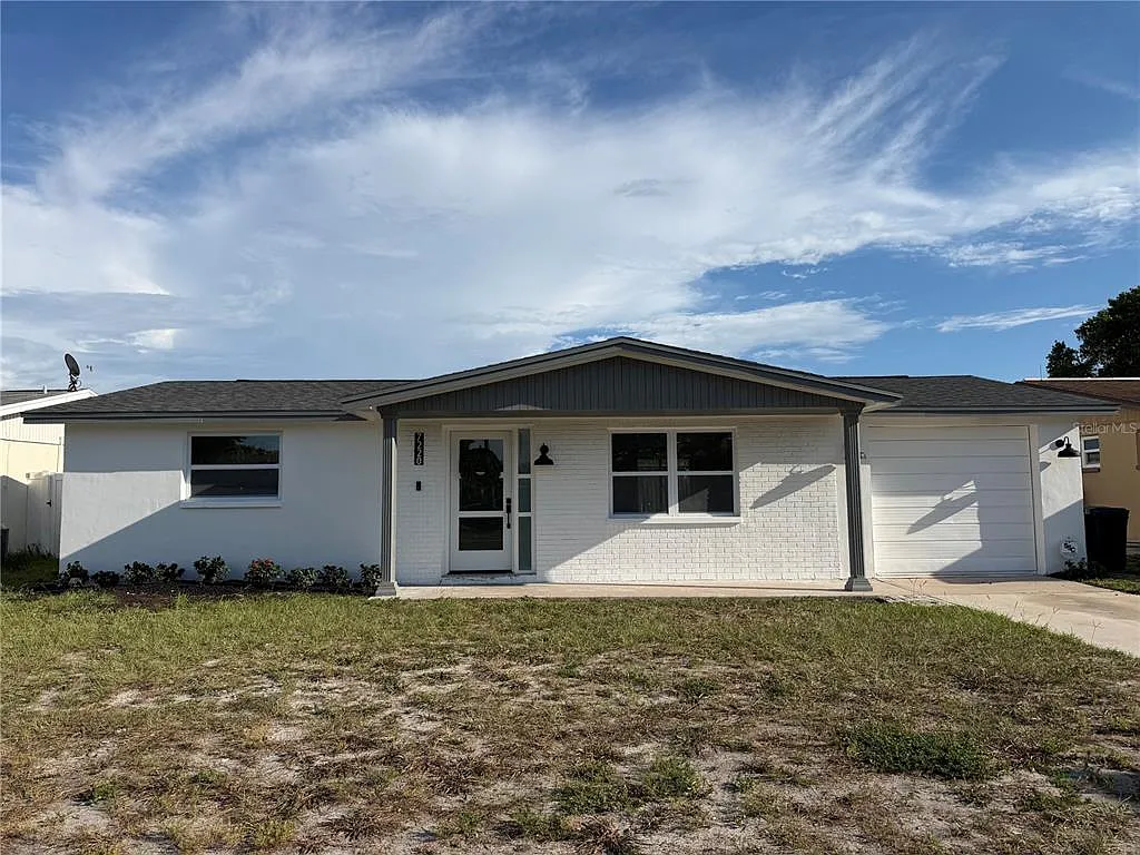 2 bed, 1.0 bath, 1080 sqft, $1,875 — Photo 1
