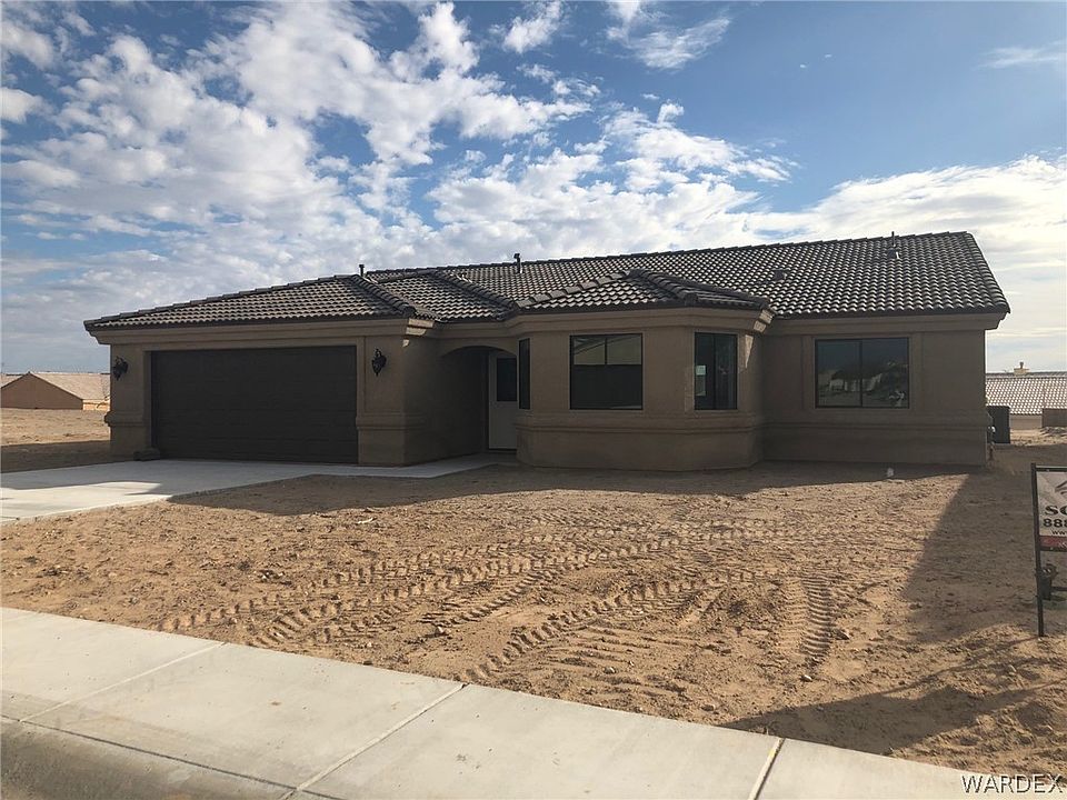 1st image of 2056 E Mesa Vista