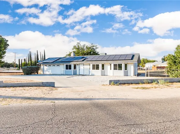 10219 Victor Ave, Hesperia, CA 92345