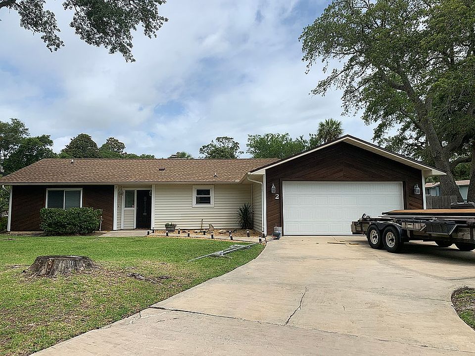 1st image of 2 Boxwood Ct