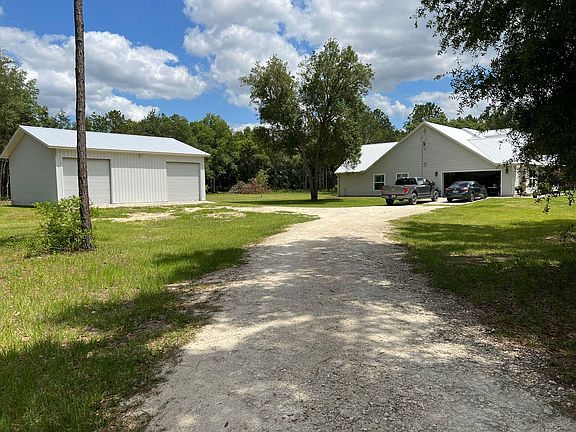 2nd image of 3281 NE 127th Ct