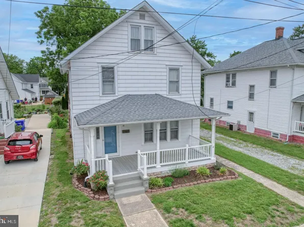 12 W Mispillion St, Harrington, DE 19952