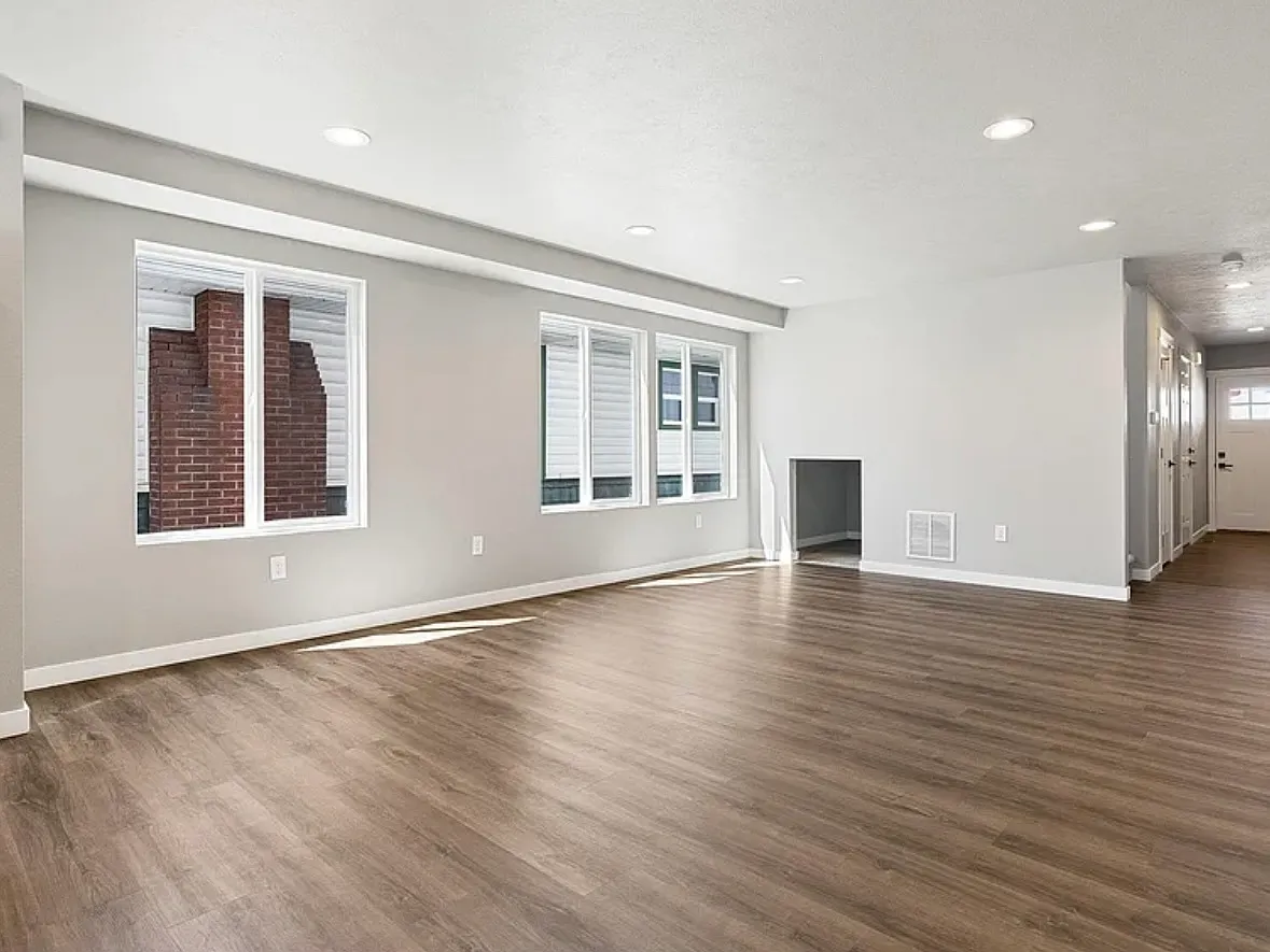 3 bed, 2.5 bath, 1238 sqft, $2,250 — Photo 3