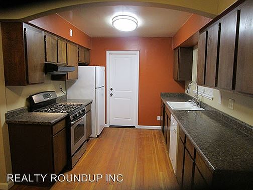 4th image of 6008 Verner Ave