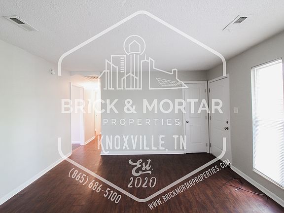 4th image of 4001 Skyline Dr