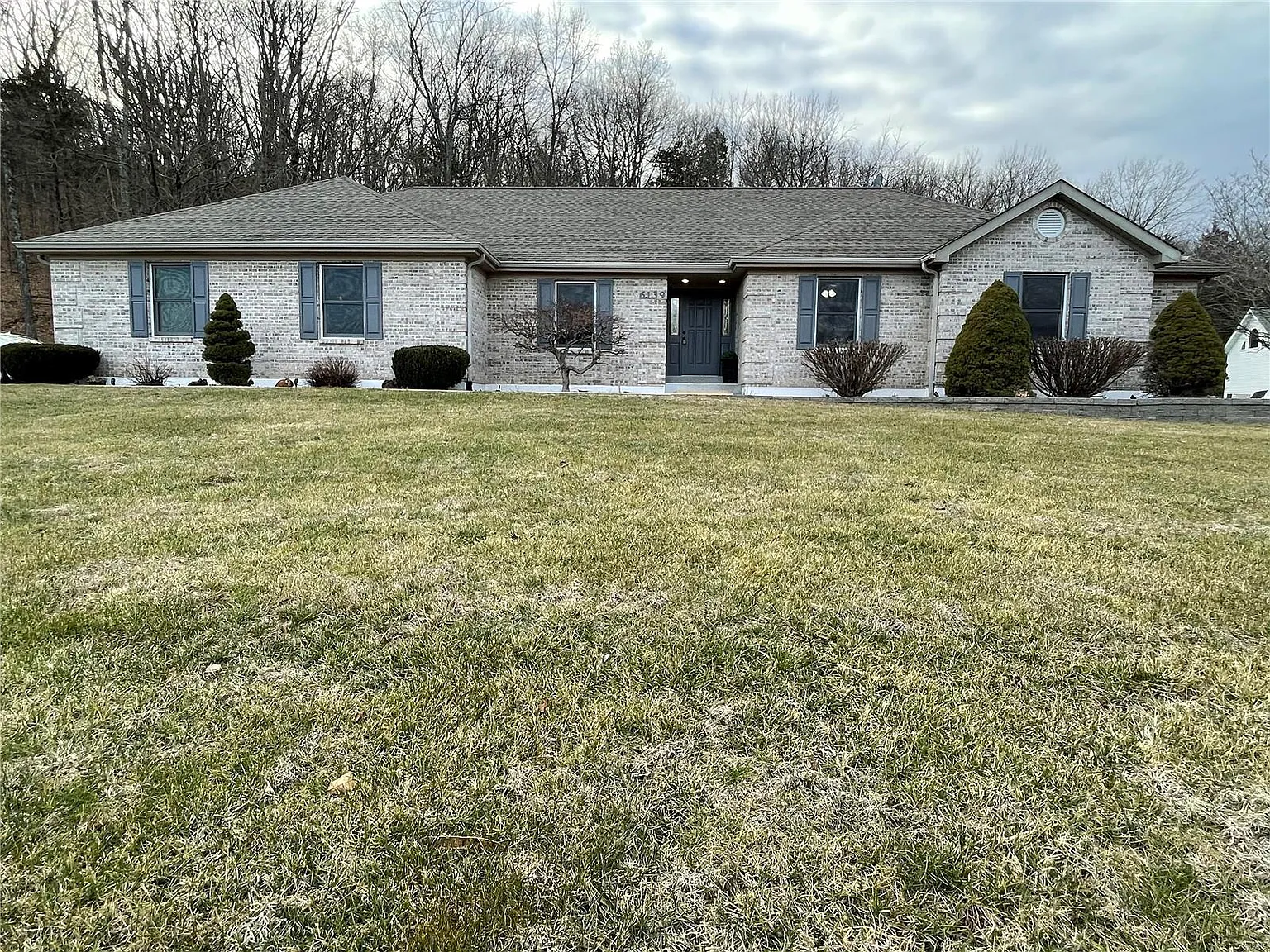 6139 Brookparc Dr photo 1