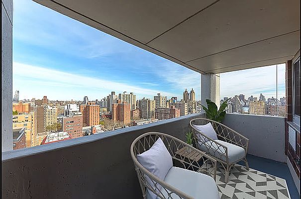 1st image of 561 Amsterdam Ave #14G